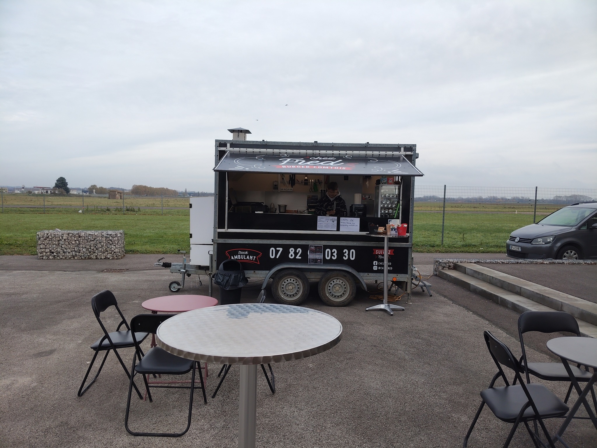 Chez Fred Burger Food Truck